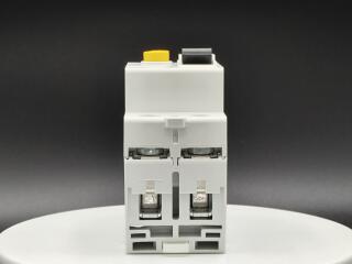 Устр-во защитного отключения 16/0,03А (АС), 2 полюса, устойчивость к импульсному току 250А, устойчивость к КЗ 6 кА