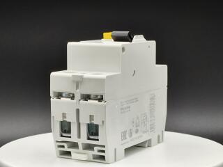 Устр-во защитного отключения 16/0,03А (АС), 2 полюса, устойчивость к импульсному току 250А, устойчивость к КЗ 6 кА