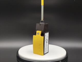 Концевой выключатель , 1НО +1 НЗ , гибкий стержень