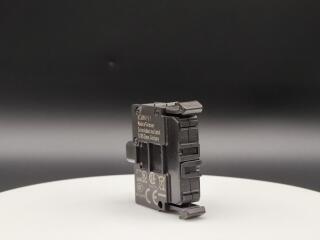 Светодиод с винтовым Зажимом 12-30В (АС), 8-15А, крепление на монтажное основание, цвет красный