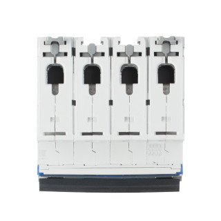 Автоматический выключатель DX³-E 6000 - 6 кА - тип характеристики C - 4П - 230/400 В~ - 40 А - 4 модуля