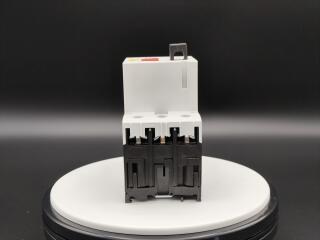 Автоматический выключатель защиты двигателя 0,63А, 3 полюса, откл.способность 50кА, диапазон уставки 0,4...0,63А