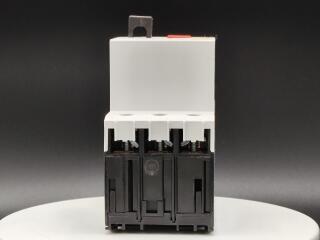 Автоматический выключатель защиты двигателя 1А, 3 полюса, откл.способность 50кА, диапазон уставки 0,63...1А