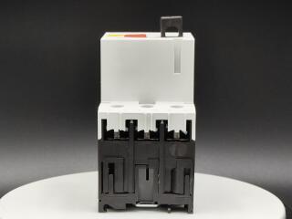 Автоматический выключатель защиты двигателя 1,6А, 3 полюса, откл.способность 50кА, диапазон уставки 1...1,6А