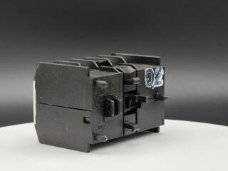 Блок вспомогательных контактов 2 полюса, 2НЗ, винтовые Зажимы