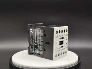 Контактор 12 А,  управляющее напряжение 24В (DС), 1НЗ доп. контакт, категория применения AC-3, AC-4