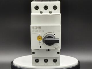 Автоматический выключатель защиты двигателя 50А, 3 полюса, откл.способность 50кА, диапазон уставки 40...50А