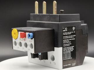 Реле перегрузки, доп. контакты 1НЗ+1НО, уставка расцепителя 24…40 А, для контакторов DILM40…65, SDAINLM70…115, DIULM40…65