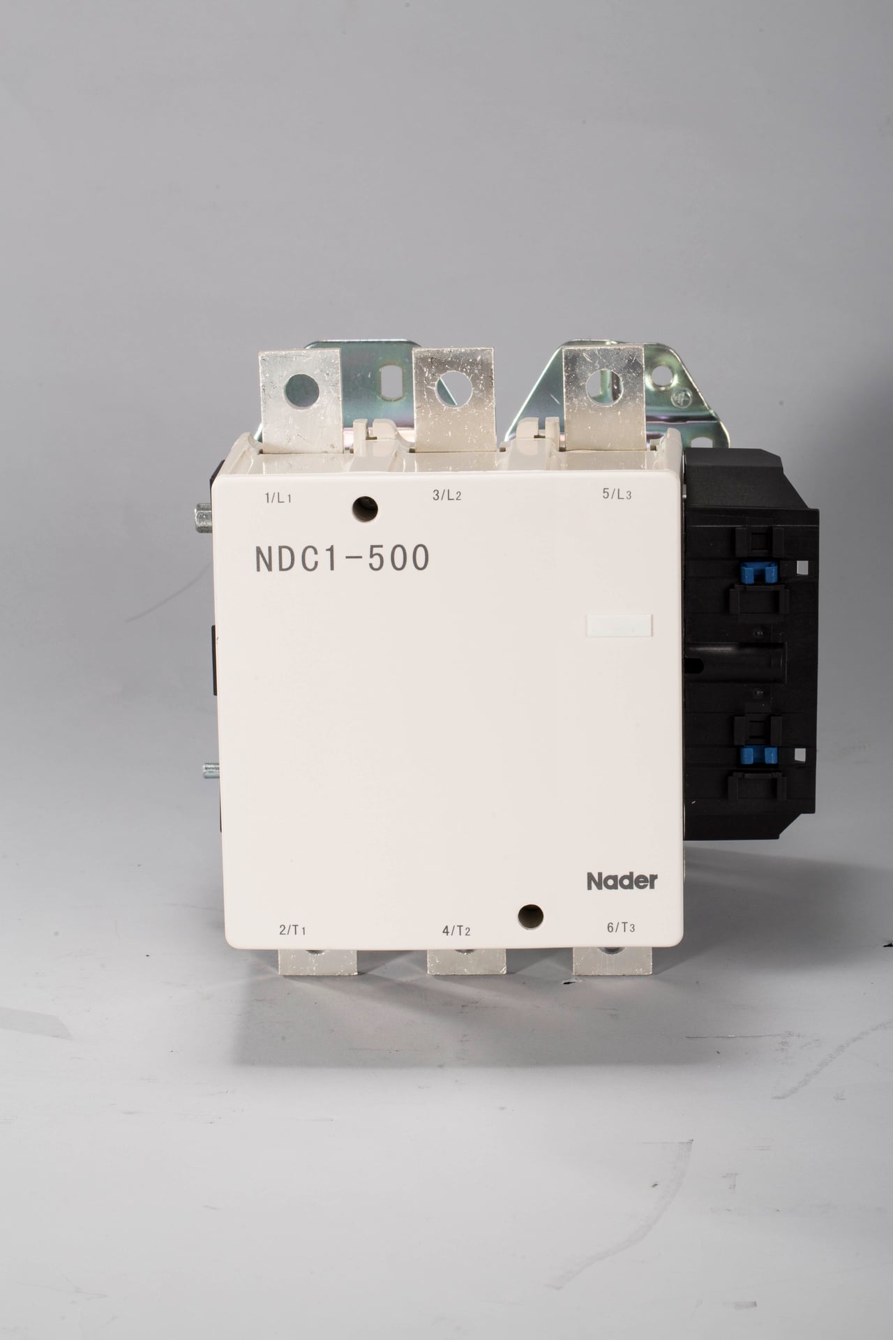 611100405 Контактор NDC1-500AC220