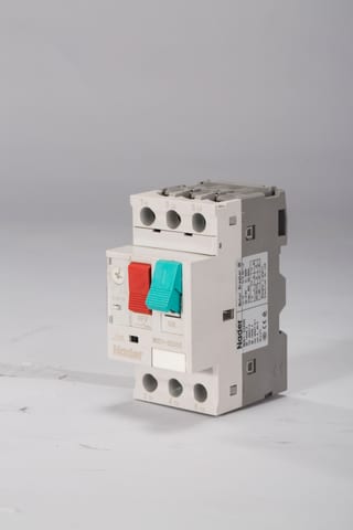 Автоматический выключатель защиты двигателя NDD1-32A05