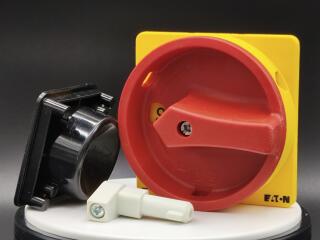 Ручка под ось, красно-желтая для выключателя P3